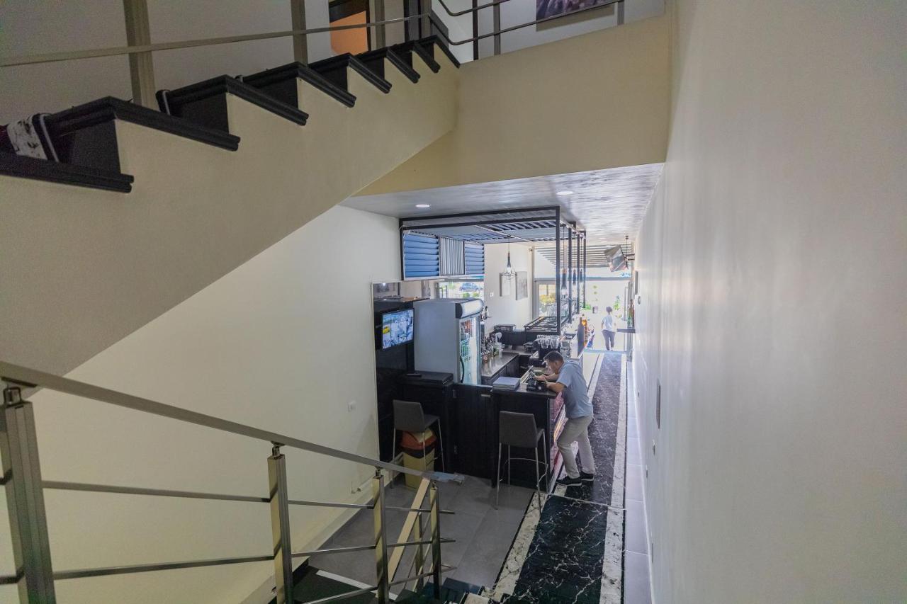 Hotel Pirro Влёра Экстерьер фото